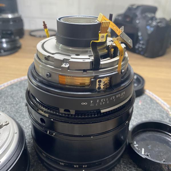 Sửa Ống kính Sony FE 24-70mm f/2.8 GM